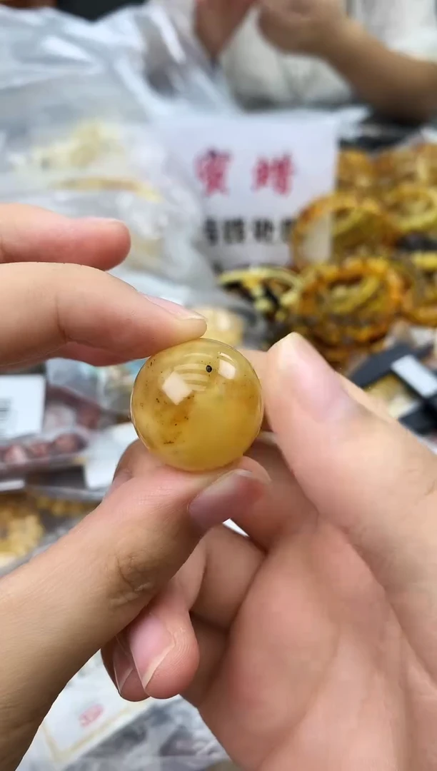 【闪购商品】未镶嵌琥珀珠宝奇石22