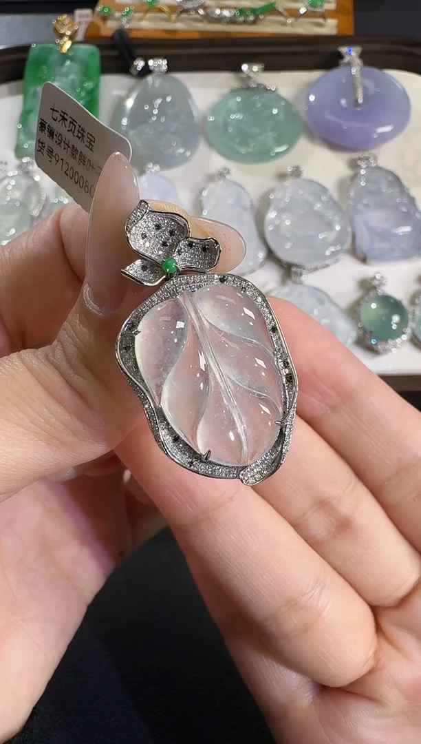 吊坠(不含链)18K金镶嵌翡翠【源头工厂】钻石镶嵌