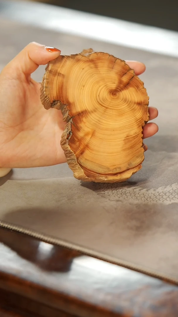 【闪购商品】柏木（崖柏）木雕357陈化料杯垫香片