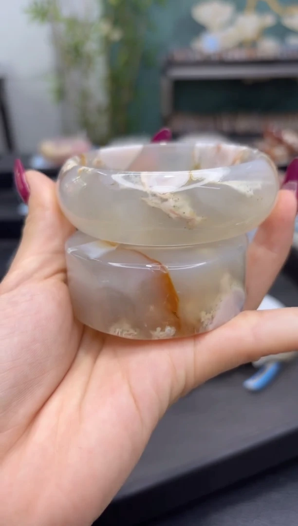 未镶嵌手镯石英质玉A192(63圈赠送镯心)