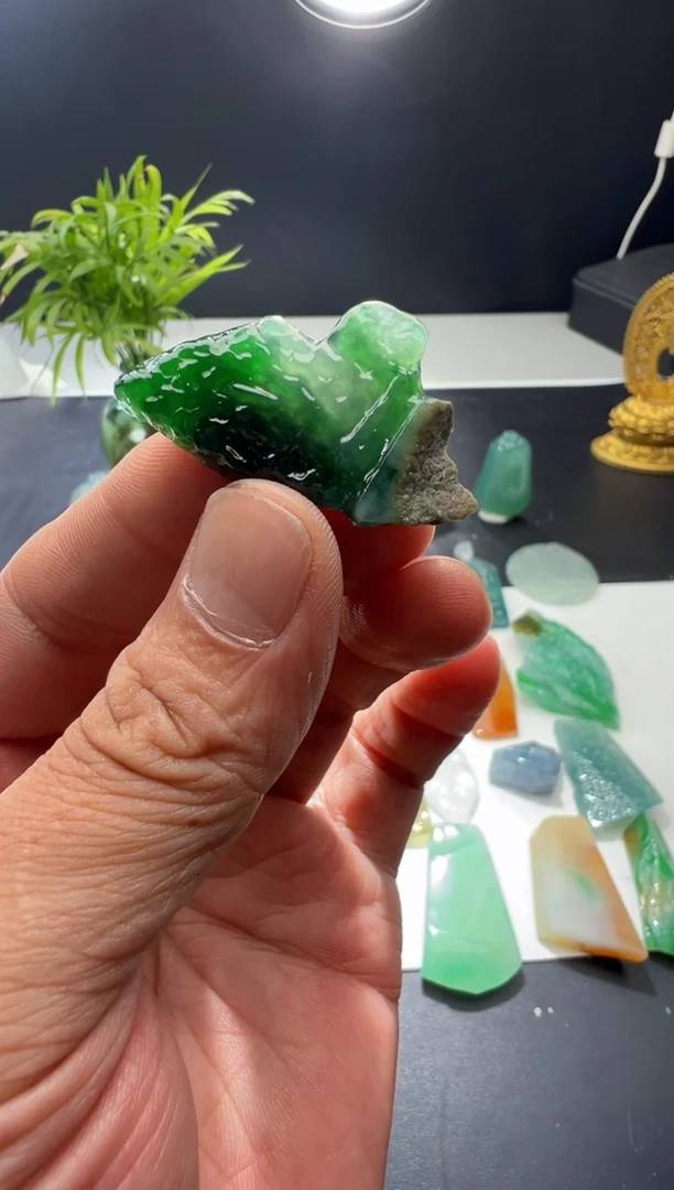 定制翡翠未镶嵌缅甸A货翡翠