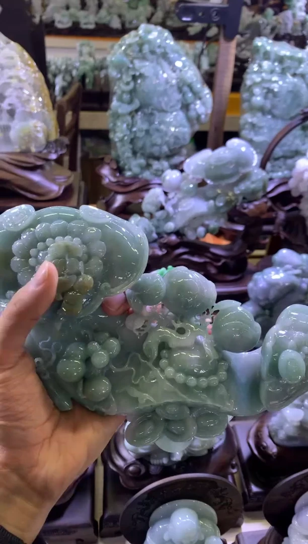 未镶嵌挂件翡翠猫*翡翠摆件