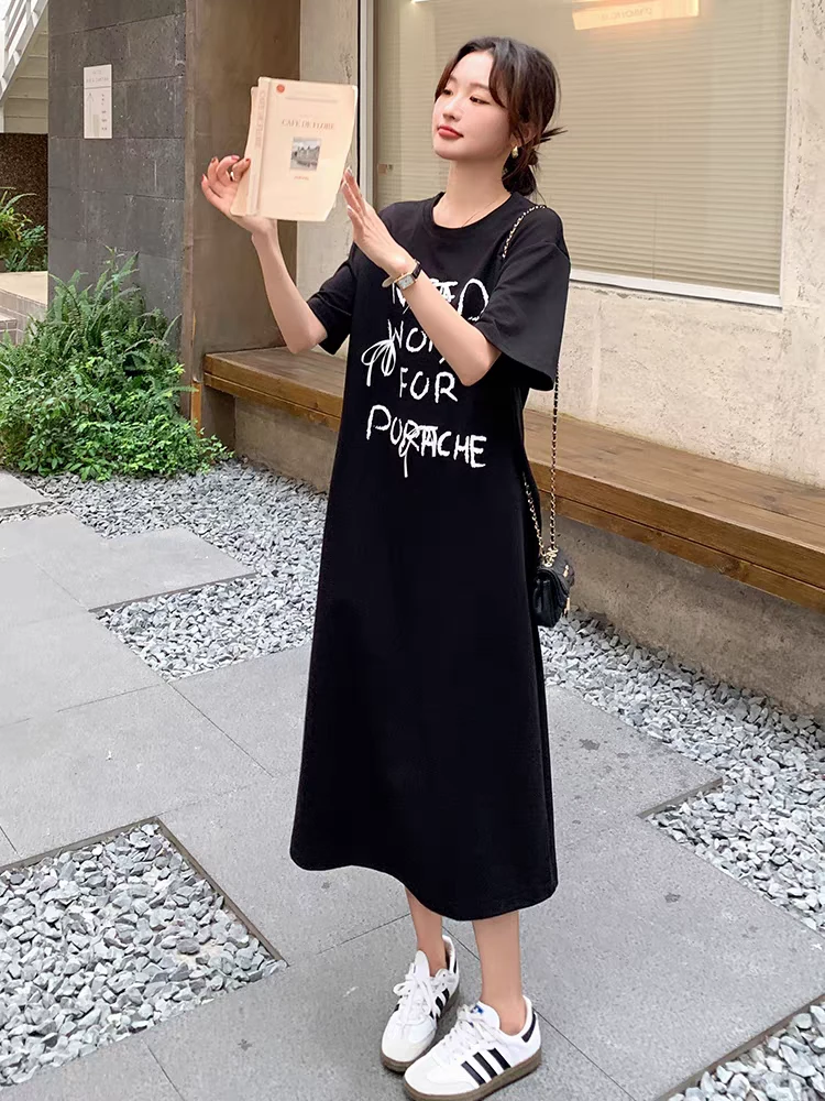 黑色t恤连衣裙女夏2025年新款慵懒风超好看宽松休闲印花长裙8786