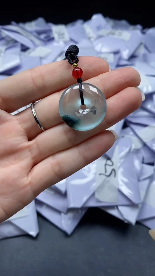 翡翠未镶嵌吊坠(赠链)（加扣头)156