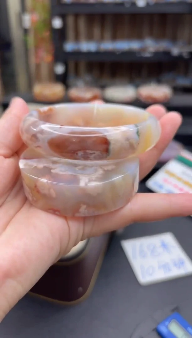 未镶嵌手镯石英质玉433(63圈赠送镯心)