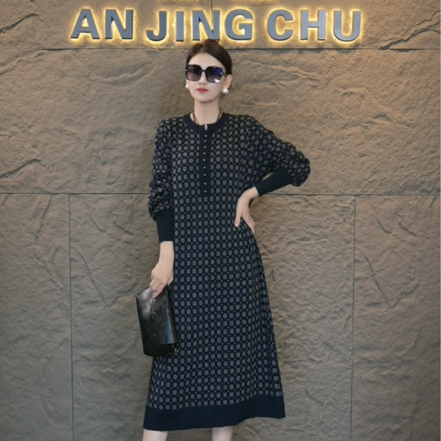 53 AN JING CHU 秋冬季新款长裙款式显瘦休闲简约长款连衣裙