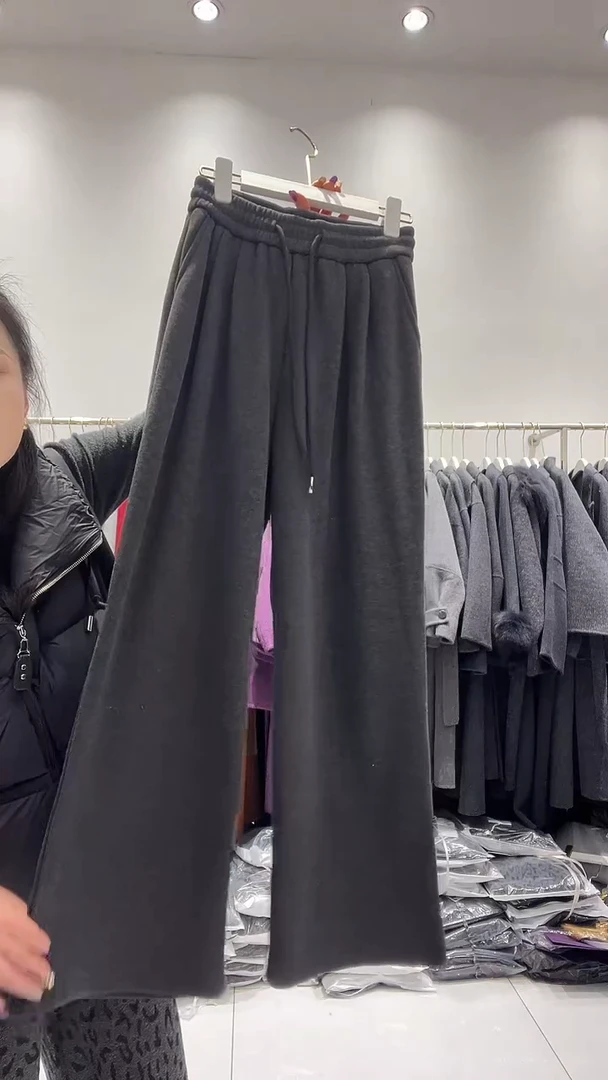 商贸城锦汐里女装批发005