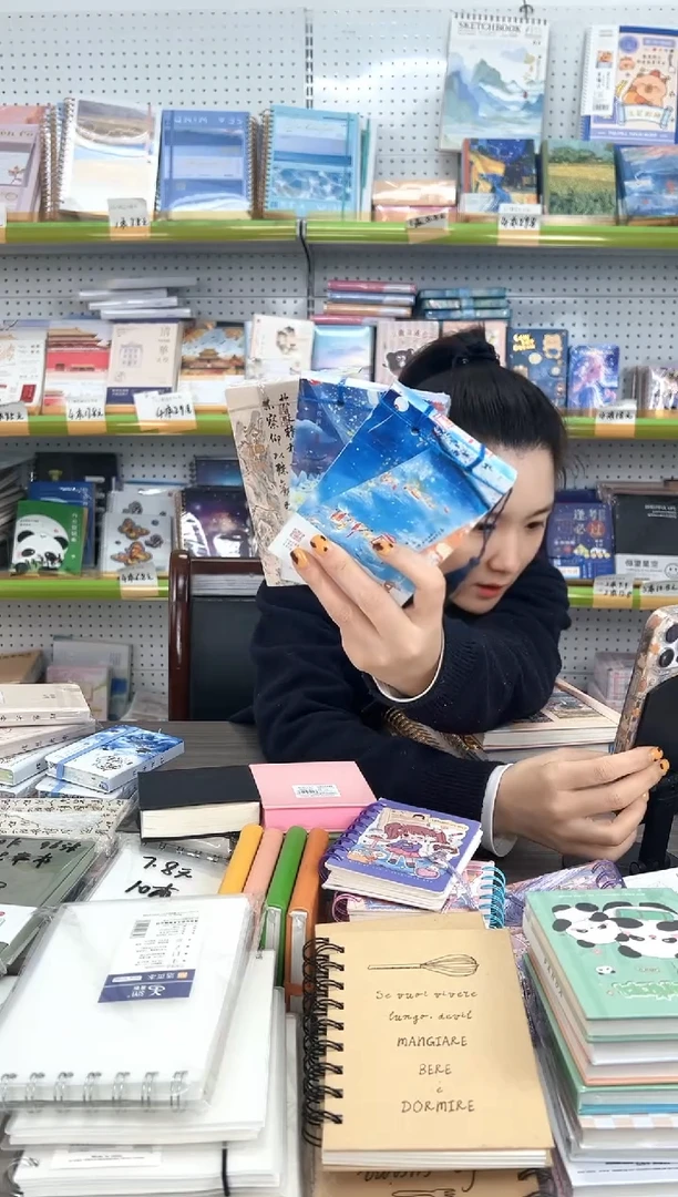 映像文创A6流苏便签本150张空白【封面随机】4本