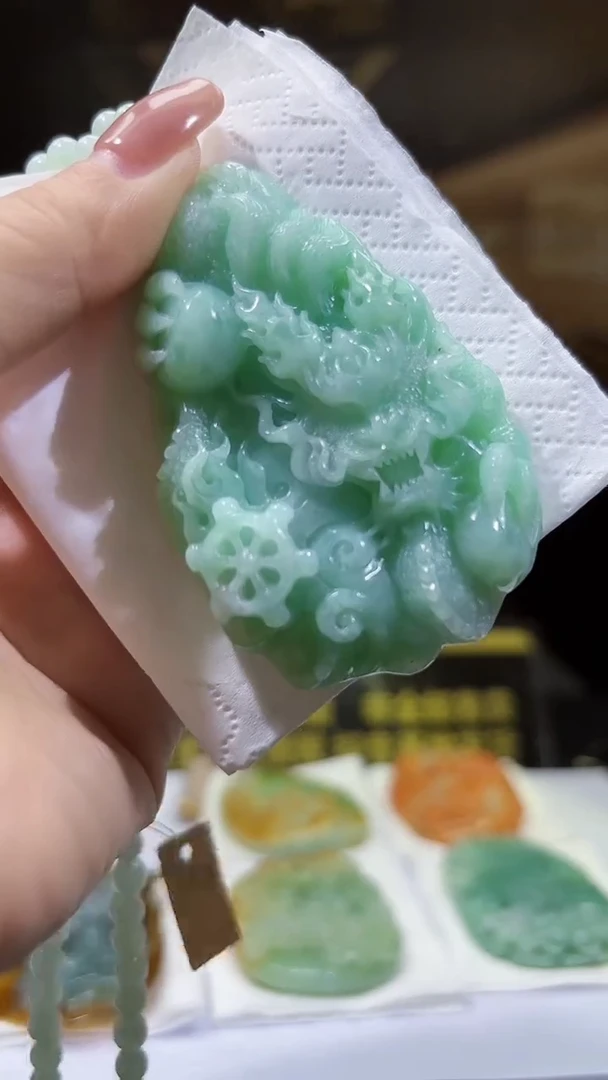 未镶嵌定制翡翠40/1224/C/龙