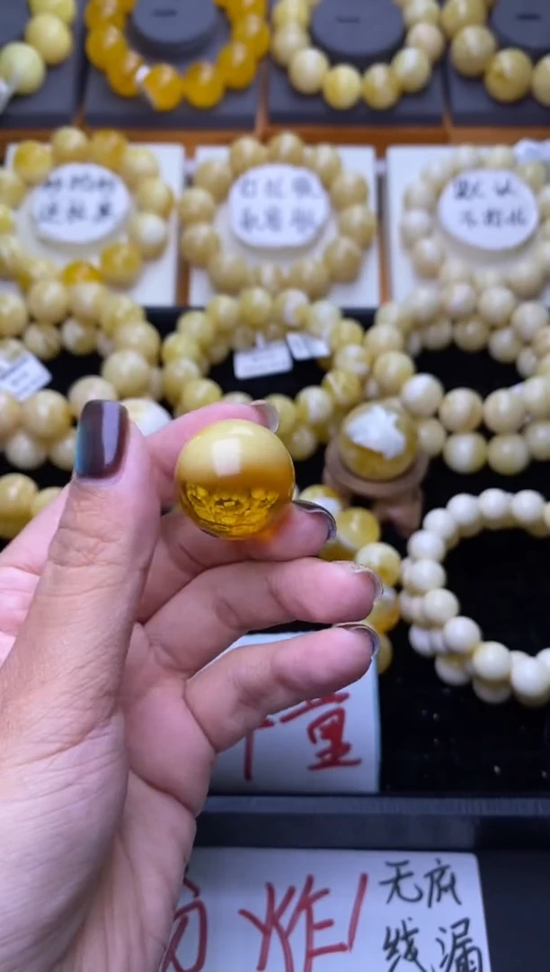 裸石琥珀未镶嵌大小姐珠宝78