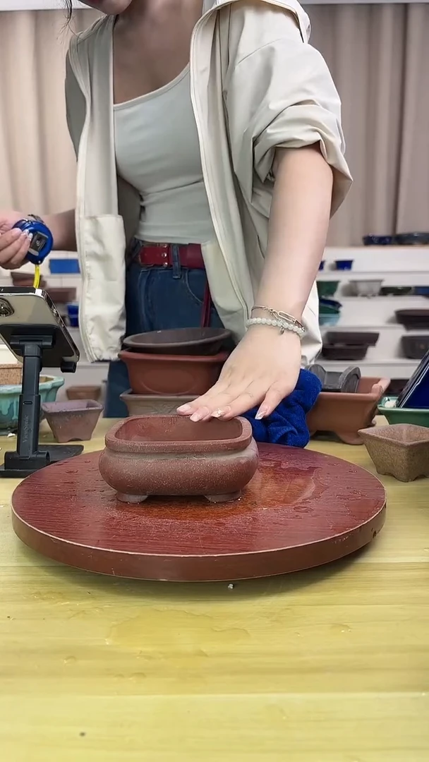 紫砂花盆紫砂花盆  微瑕