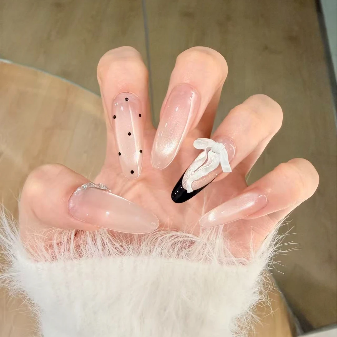 Q-《罗马假日》-纯手工穿戴甲