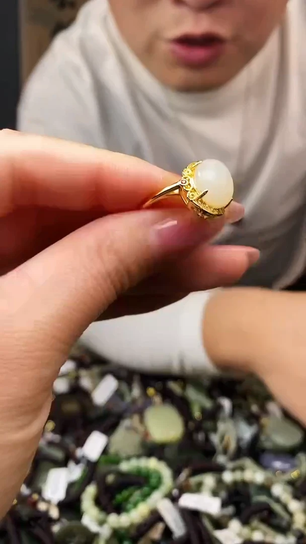 颈饰未镶嵌和田玉多样性发货，拍一发一