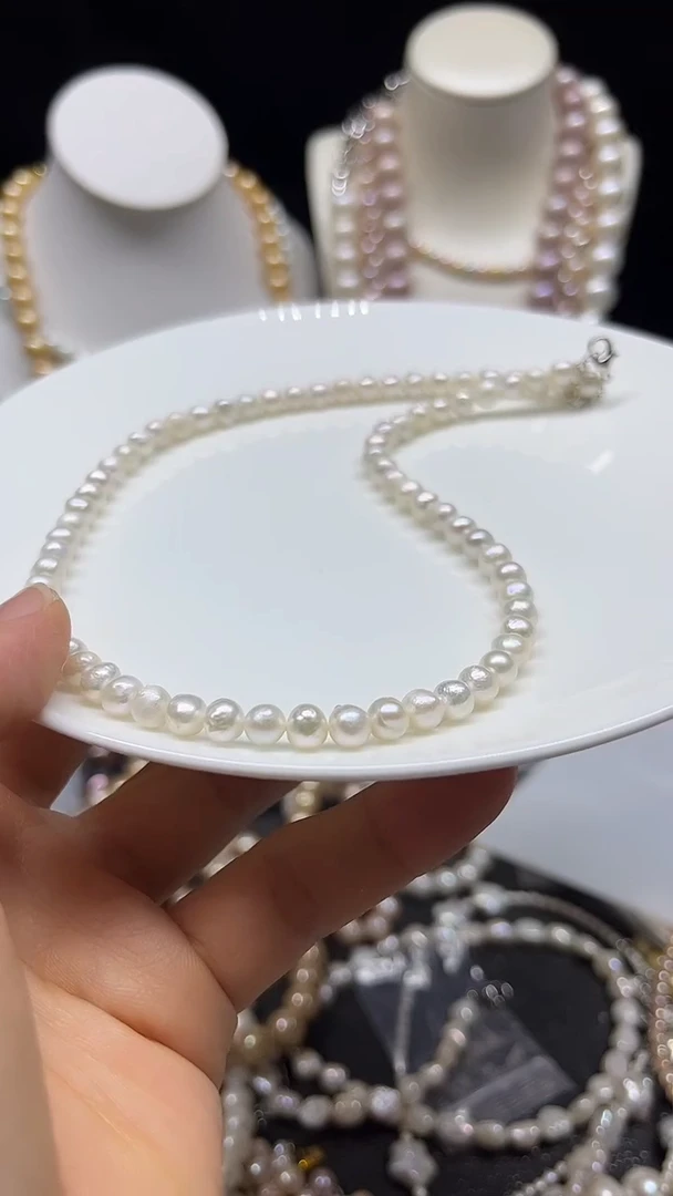 淡水珍珠未镶嵌颈饰多人
