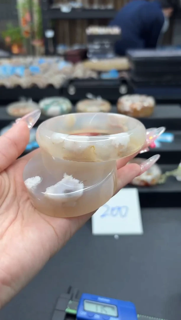 未镶嵌手镯石英质玉101(61圈赠送镯心)