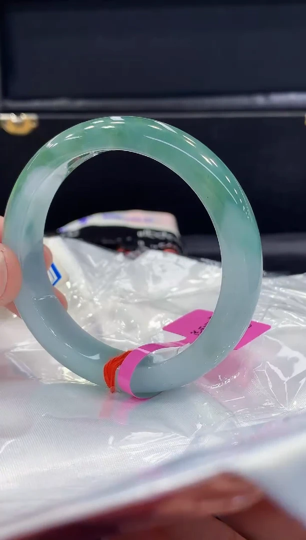 未镶嵌手镯翡翠翡翠手镯