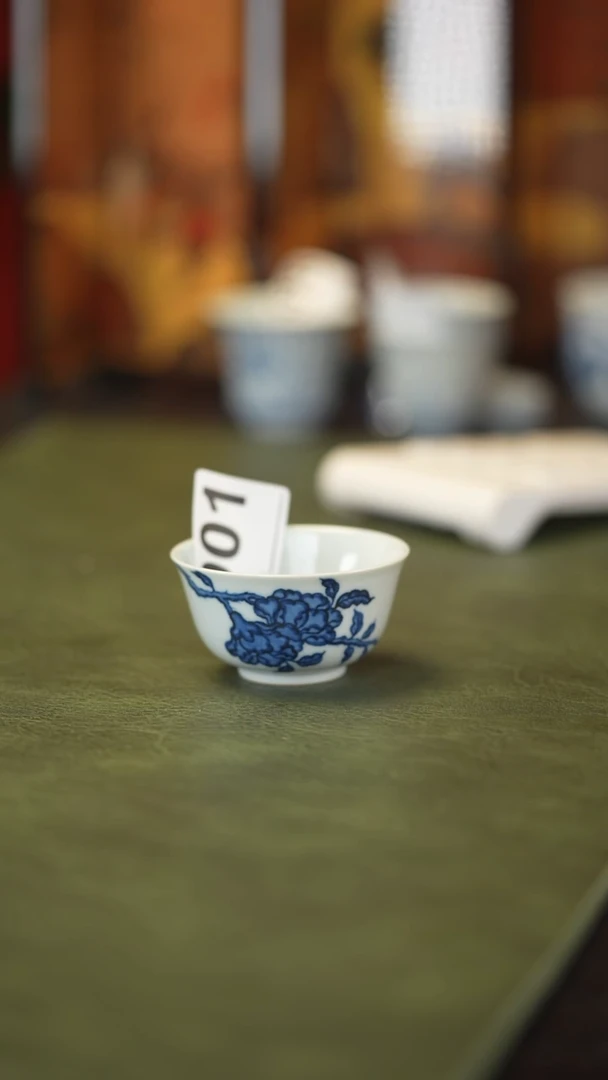 901无底款景德镇手工手绘 主人杯