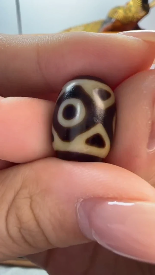 玛瑙/玉髓（覆膜）颈饰未镶嵌34微瑕随机发货