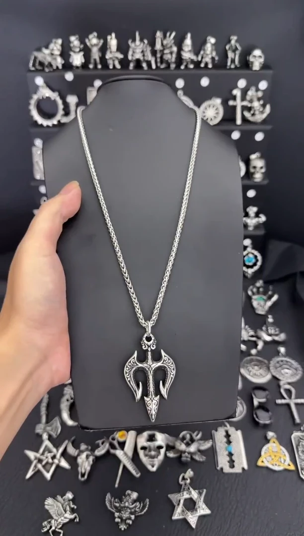 钛钢树脂三叉戟吊坠搭配龙骨项链60CM长