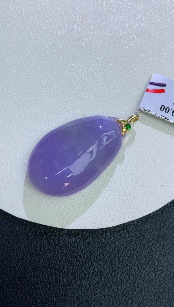 颈饰18K金镶嵌翡翠赠礼盒证书 麦麦