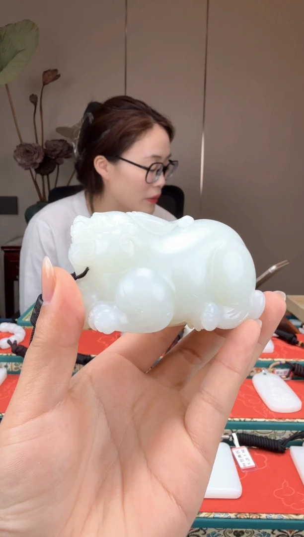 和田玉未镶嵌颈饰1