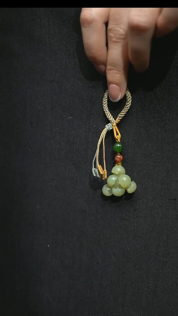 颈饰未镶嵌和田玉蓝***?颈饰 未镶嵌 和田玉 蓝*?