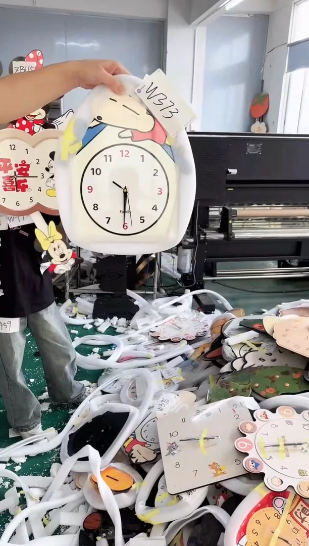 竖款孤品微瑕果果闪购W373