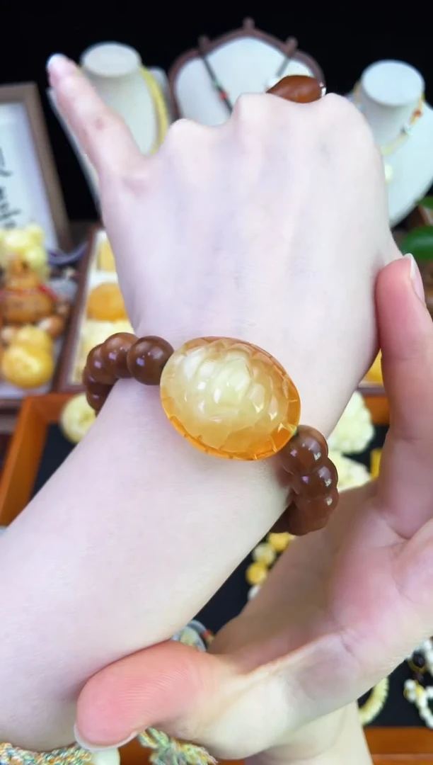 琥珀未镶嵌珠宝奇石柒月