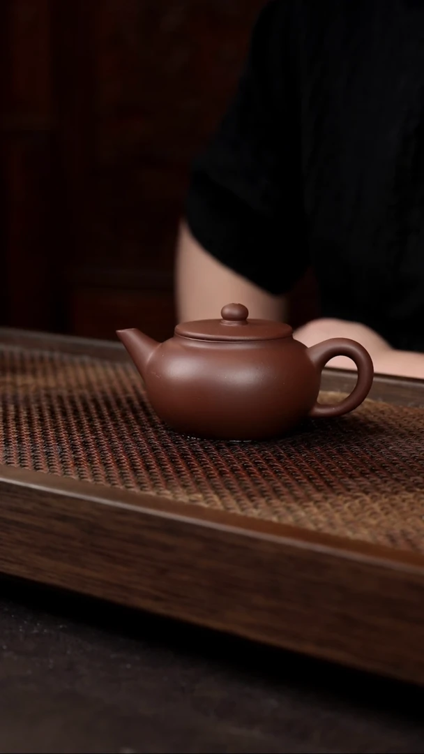 茶壶紫砂底槽清平盖水平