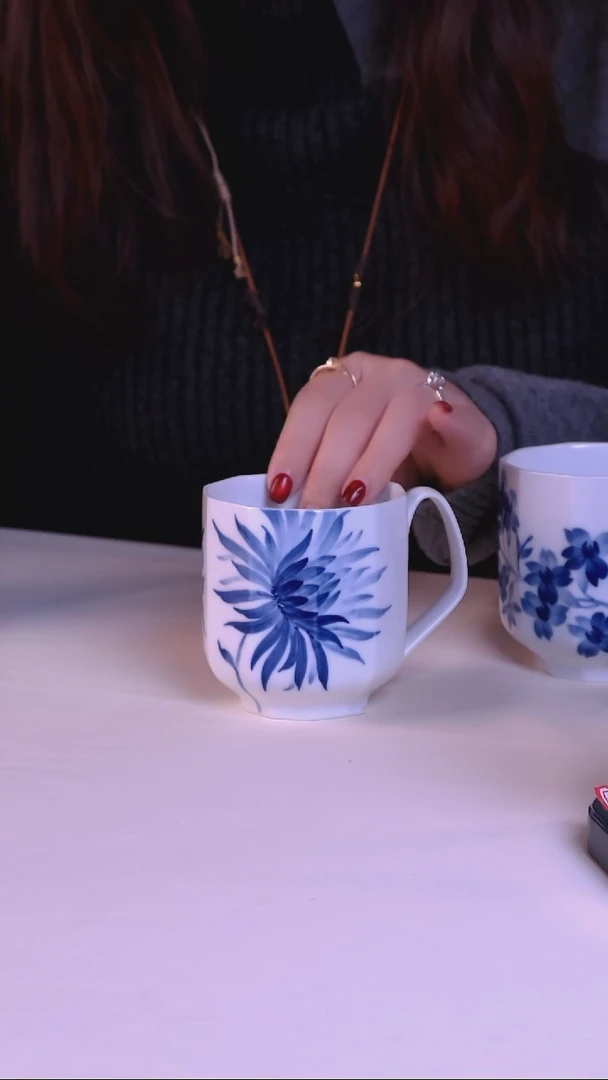 每天早上六点（绽蓝花）