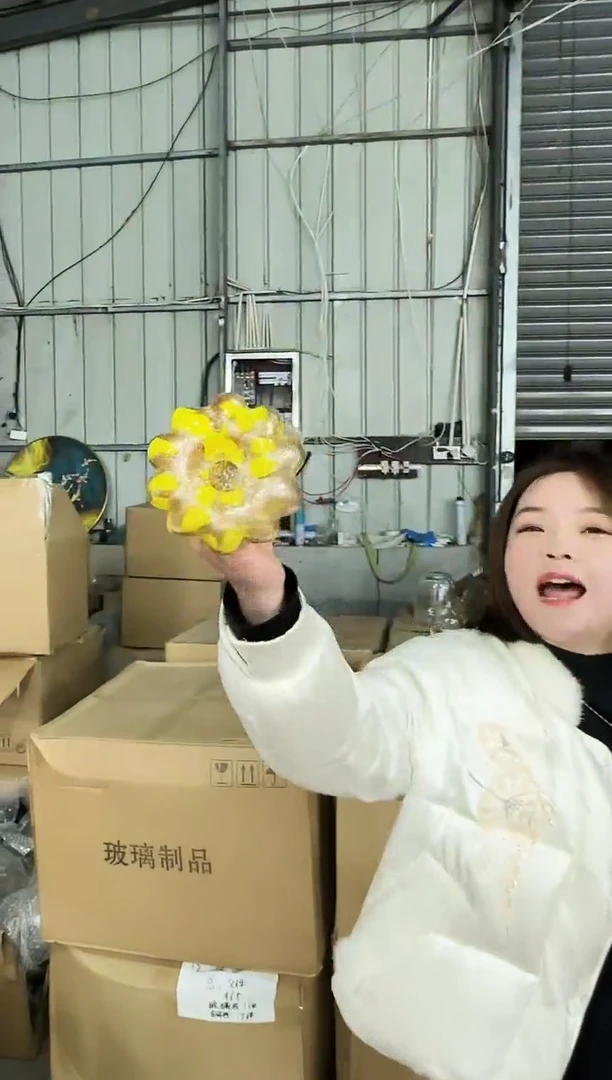 【闪购商品】玻璃于清花器Y-早8