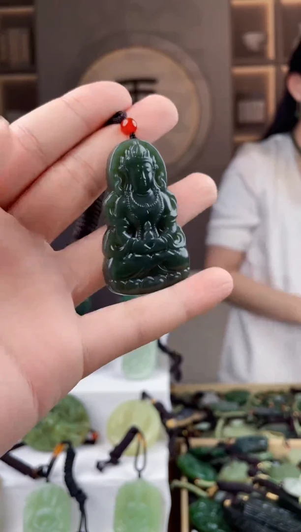 颈饰未镶嵌和田玉拍一发一，多样性发货