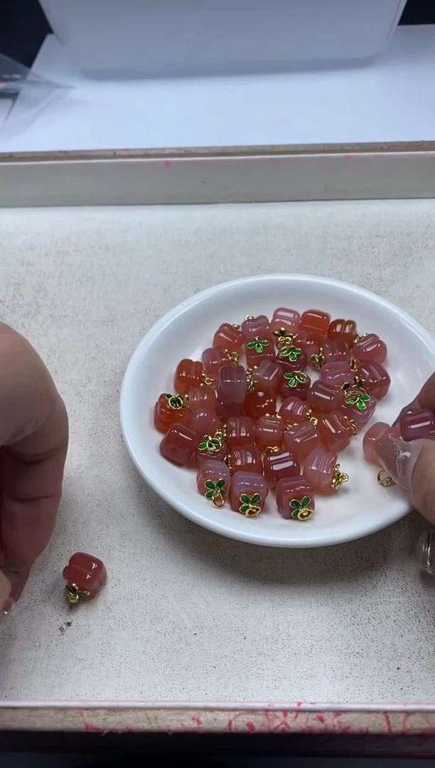 【闪购商品】玛瑙/玉髓颈饰未镶嵌x346盐源柿子*1