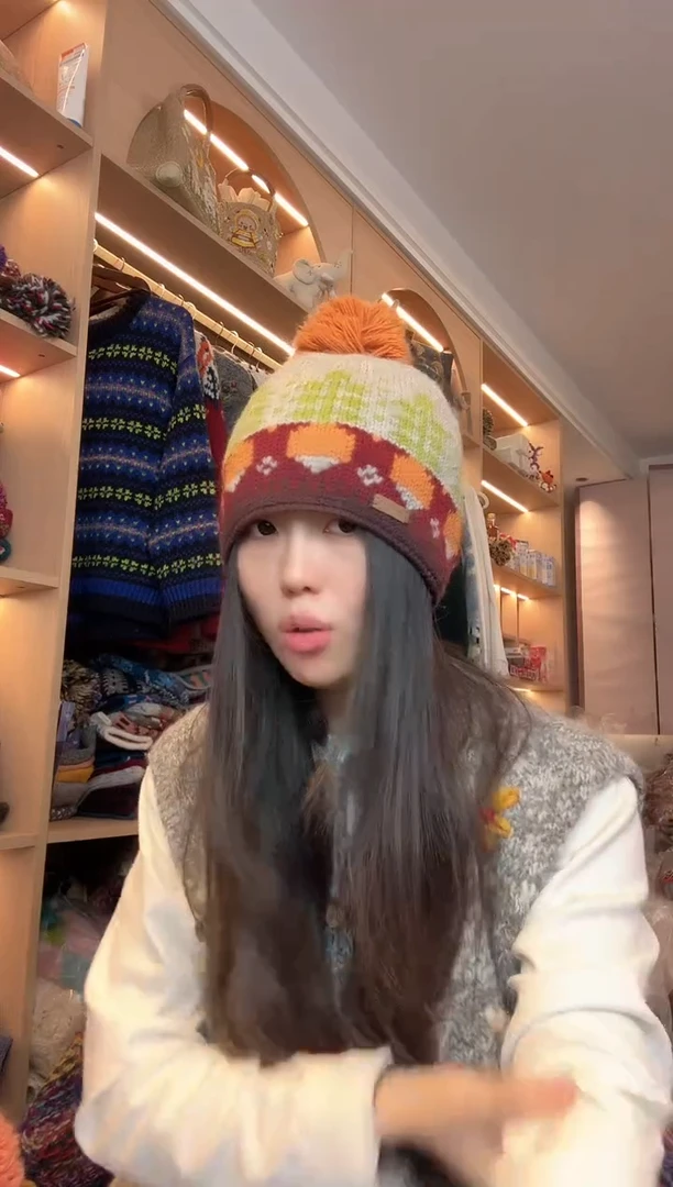 美丽如橘色萝卜帽