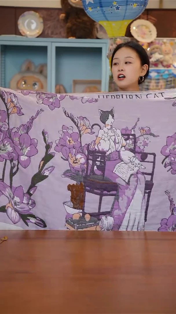 陶63-赫本猫浴巾-紫色80*160cm