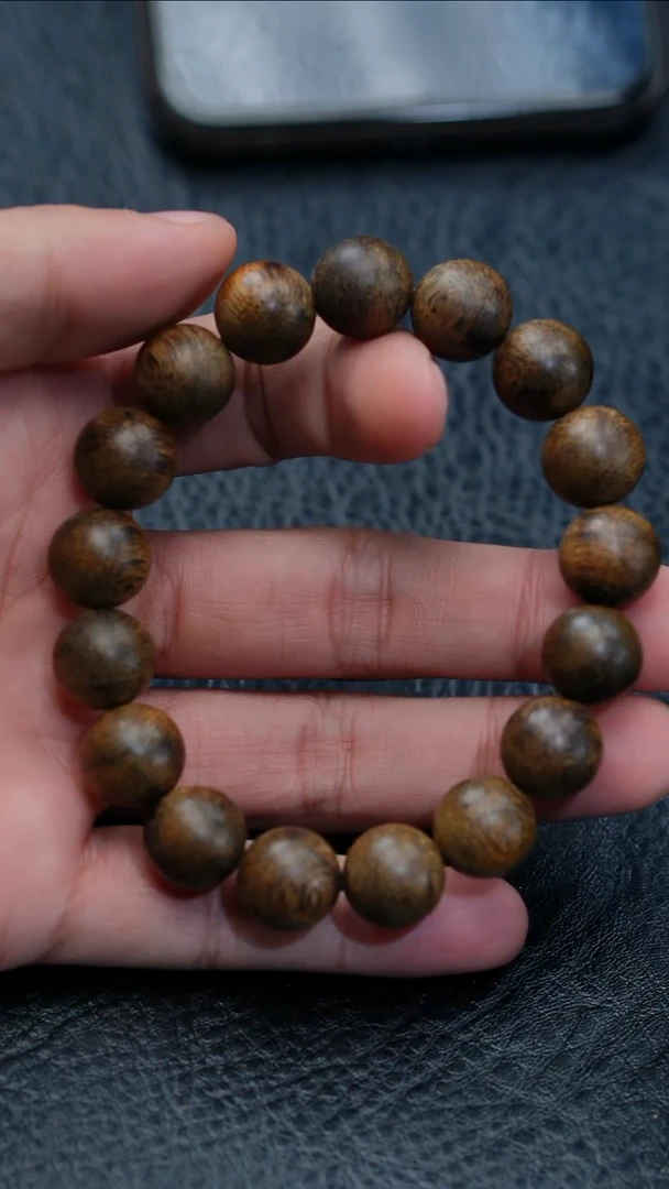 【闪购商品】沉香手串文莱黑棋楠1.3单圈