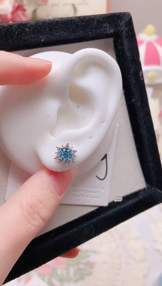 钛钢合金合成立方氧化锆雪花铜饰冰兰色|LS135一只