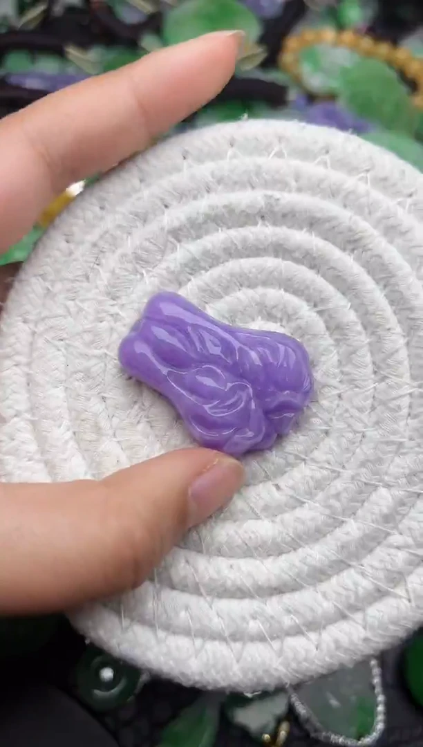 颈饰未镶嵌翡翠缅甸翡翠吊坠