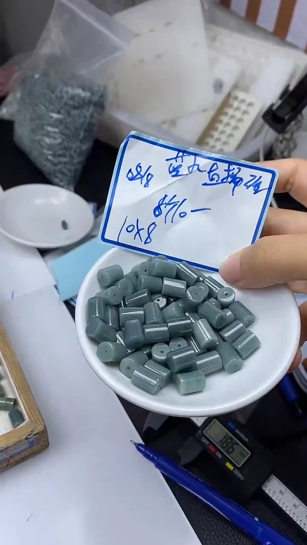 手饰翡翠未镶嵌0818危蓝直桶8*10mm8颗10元