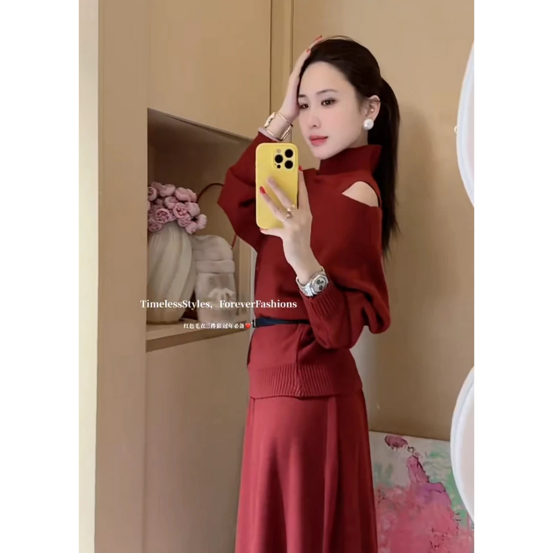 OOPPSI服饰  新年氛围感红色温柔款套装