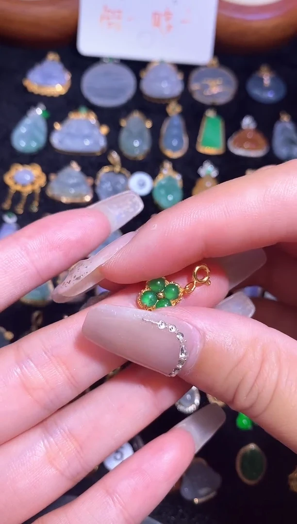 颈饰银S925镶嵌翡翠天然a货翡翠