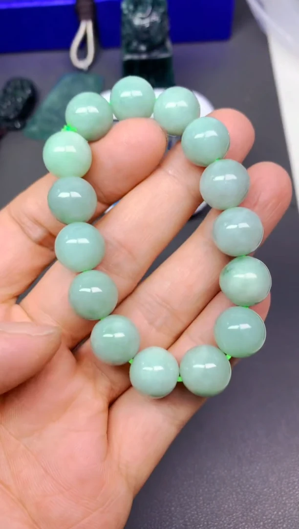 颈饰未镶嵌翡翠绝*手串