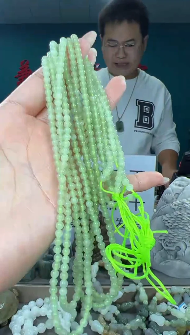 颈饰未镶嵌和田玉和田玉4多样性发货拍一发一