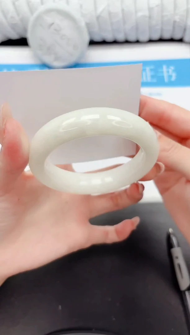 手镯和田玉未镶嵌139-57.5B1