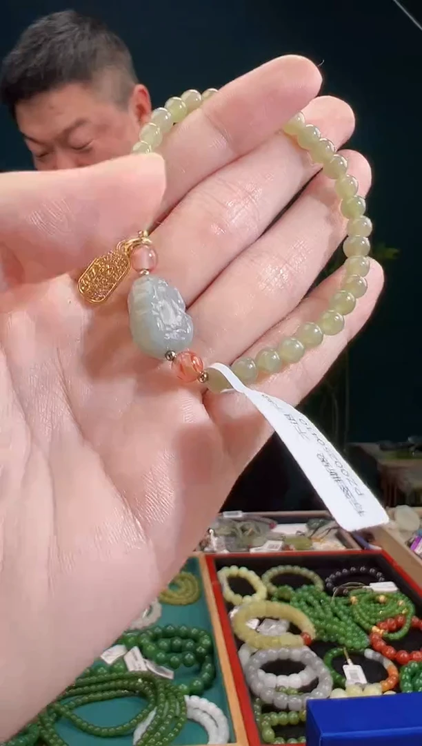 颈饰未镶嵌和田玉一物一证 拍一单发一个