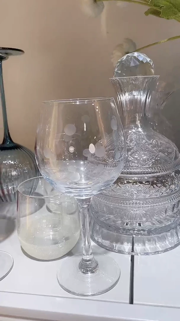 【闪购商品】水晶玻璃1只波点磨刻红酒杯