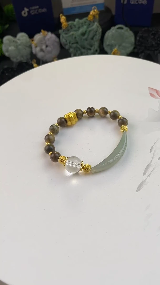 翡翠未镶嵌颈饰定制翡翠