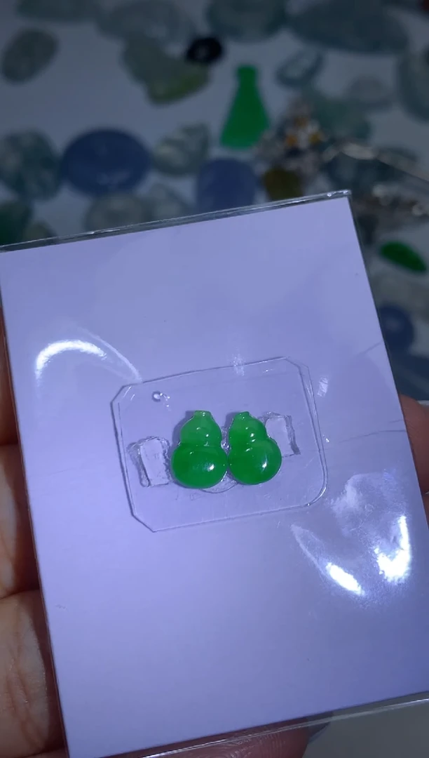 未镶嵌定制翡翠毛货