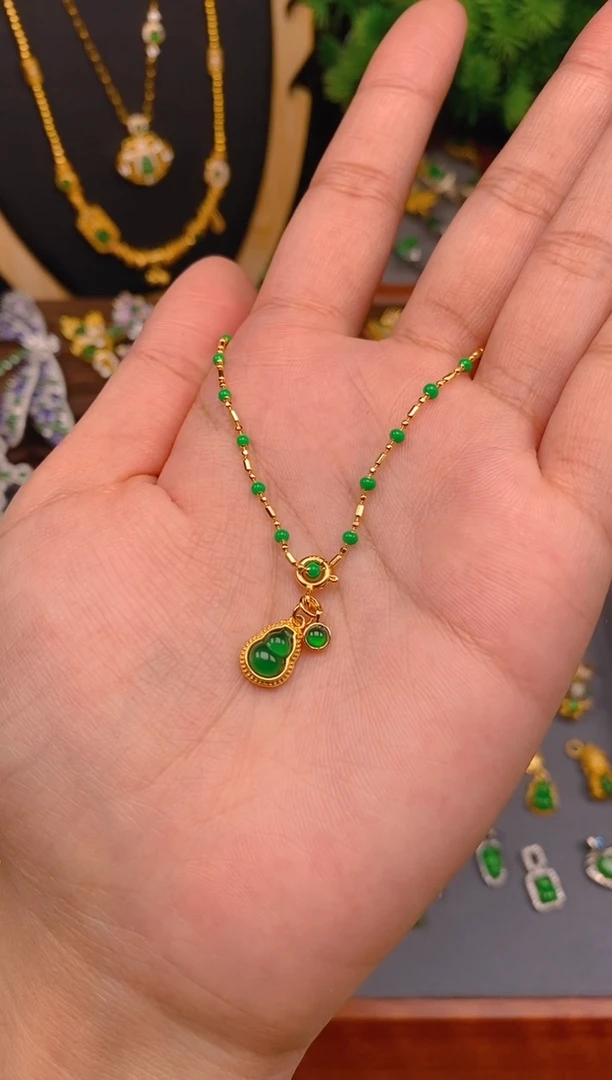 【闪购商品】翡翠吊坠(不含链)银S925镶嵌蛋面葫芦万能扣