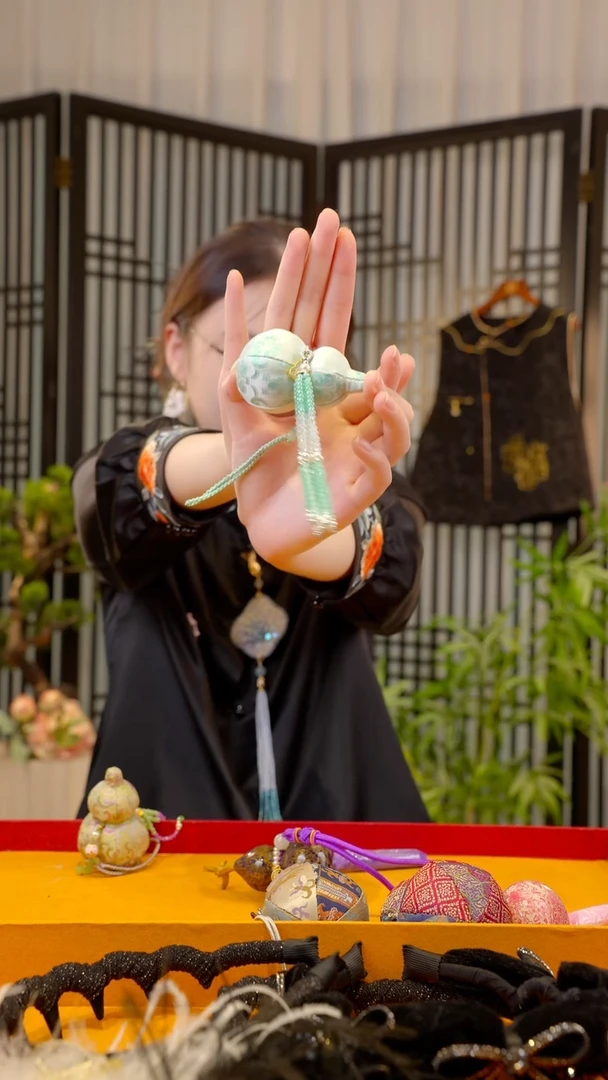 织绣布*丁非遗手工绒花饰品